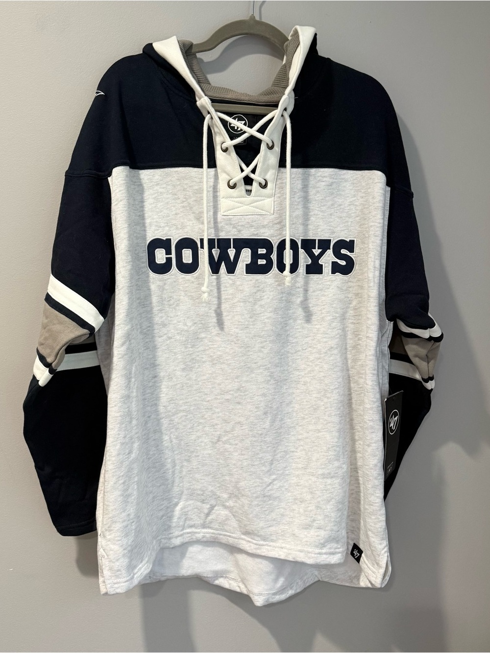 Men’s Cowboys ‘47 Gridiron Lace-Up Pullover Hoodie